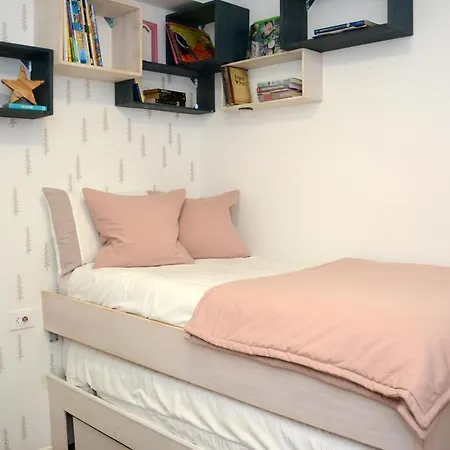 Oliva Apartment *